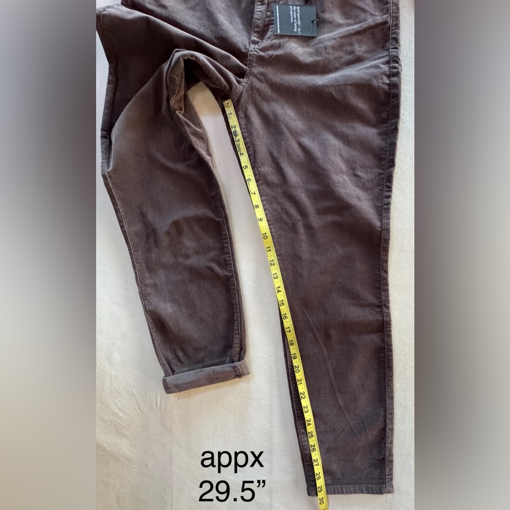 NWT Brown Corduroy Prosperity Shiela Jeans Tapered Leg (32/14) - Picture 10 of 14